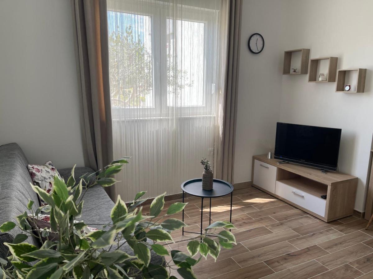 Apartman Solin 2, Parking Apartment Exterior photo