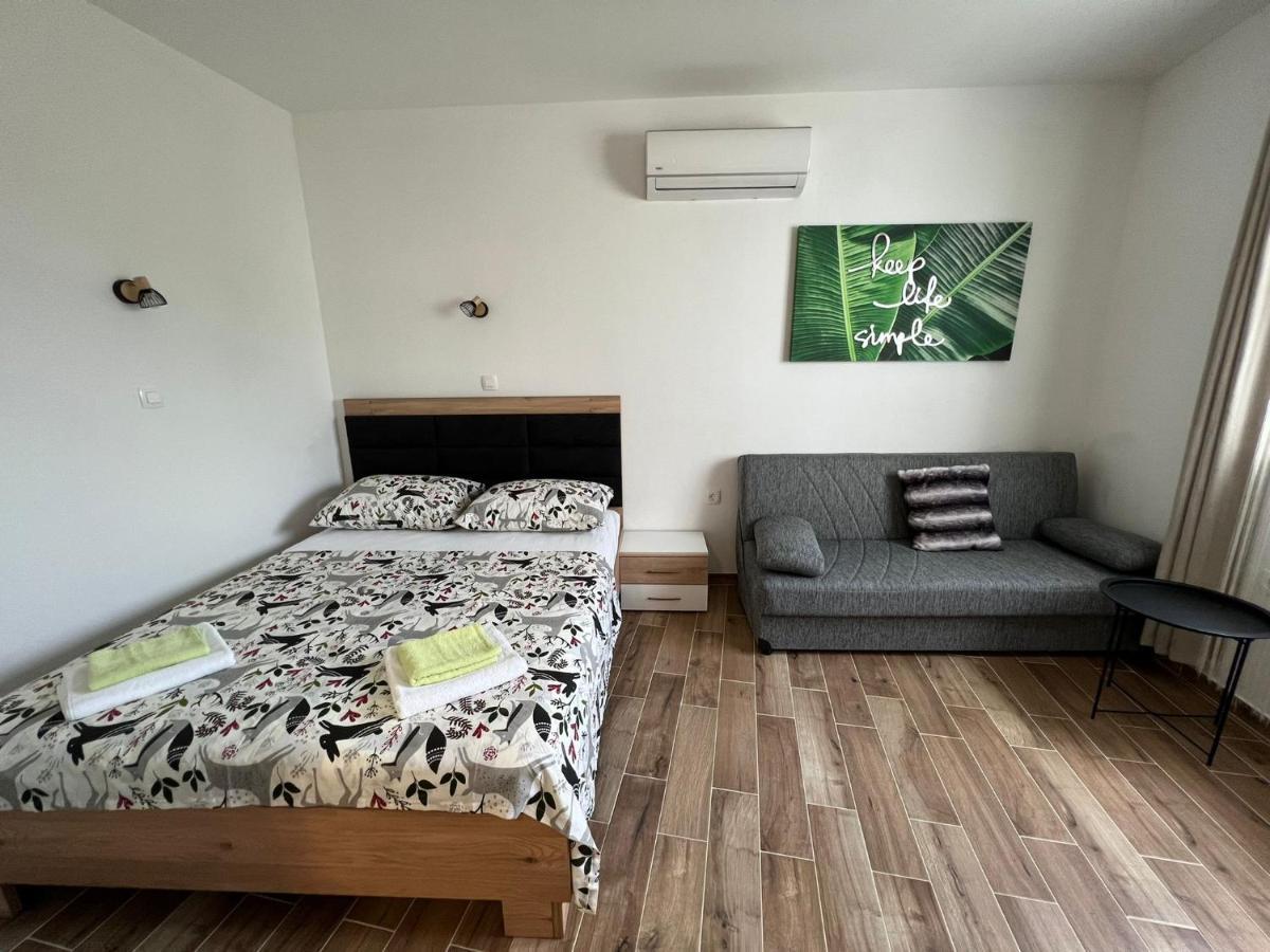 Apartman Solin 2, Parking Apartment Exterior photo